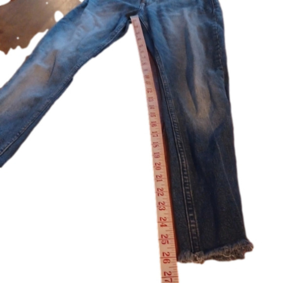 Abercrombie & Fitch jeans.  High-rise slim, light wash.Back to school !! - Picture 10 of 10